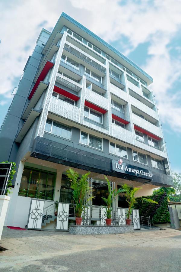 فندق Tgi Ameya Grand باناجي المظهر الخارجي الصورة
